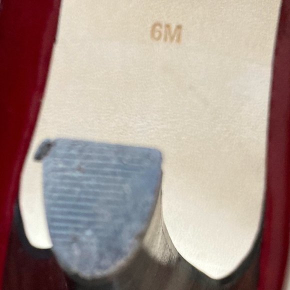 Circa Joan & David Red Patent Leather and Plaid Houdstooth Mary Jane Pumps - Picture 6 of 7